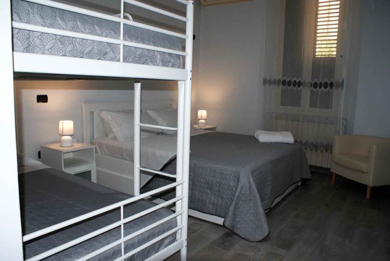 ريجّو دي كالابريا B&B Metropolitan Rc المظهر الخارجي الصورة